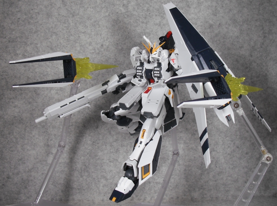 RG 「νガンダム用 HWS拡張セット」 レビュー