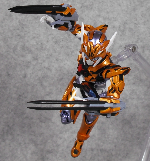 S.H.Figuarts 「仮面ライダーバルキリー ジャスティスサーバル」 レビュー