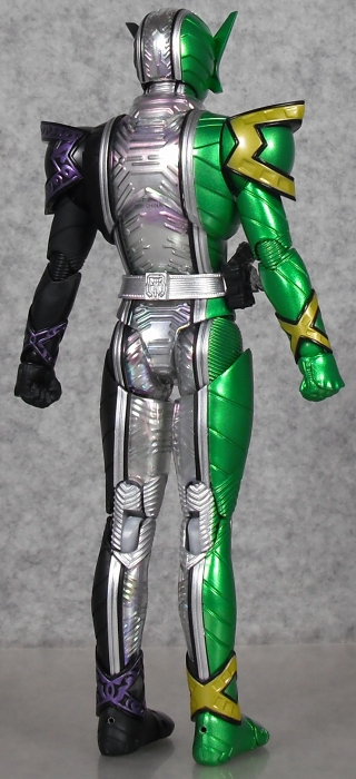 S.H.Figuarts（真骨彫製法） 「仮面ライダーW サイクロンジョーカー